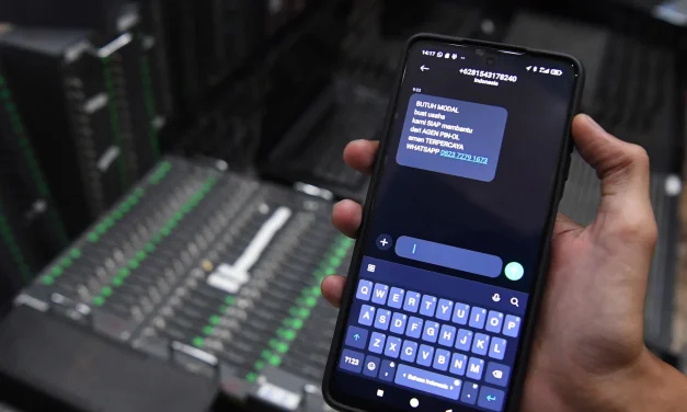 Marak Pinjol Ilegal, OJK Kembali Blokir Ratusan Aplikasi