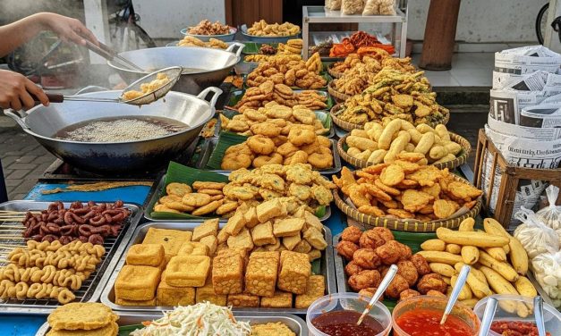 Takjil Gorengan:  Jadi Santapan Terlaris Di Bulan Ramadhan