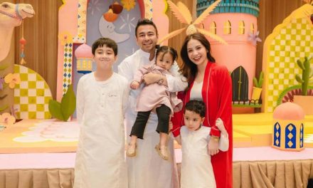 Raffi Dan Nagita Gelar Buka Puasa Bareng Ratusan Karyawan!