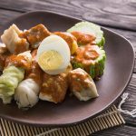 Siomay: Kuliner Kaki Lima Dengan Cita Rasa Menggoda Selera