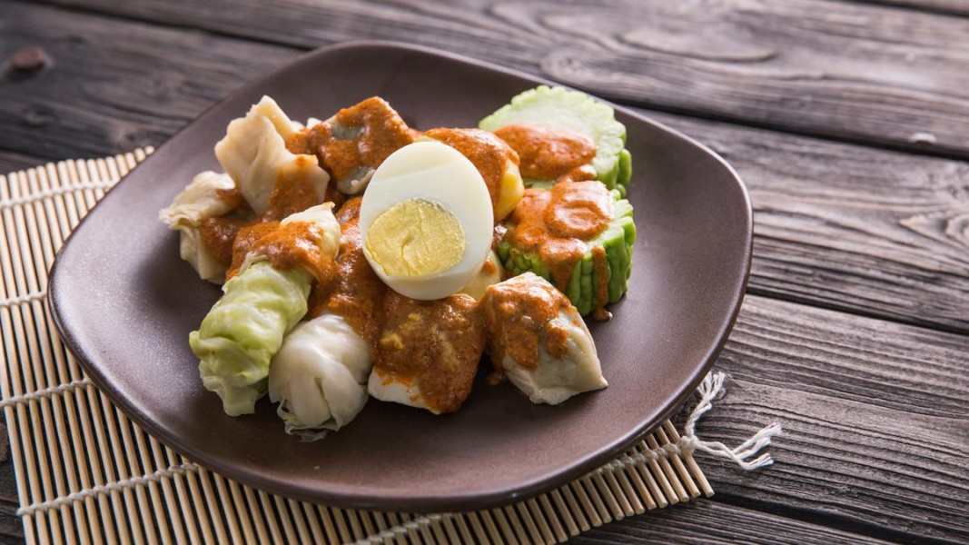 Siomay: Kuliner Kaki Lima Dengan Cita Rasa Menggoda Selera