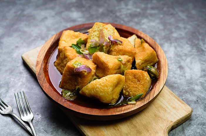 Tahu Gejrot: Camilan Khas Cirebon Yang Bikin Ketagihan