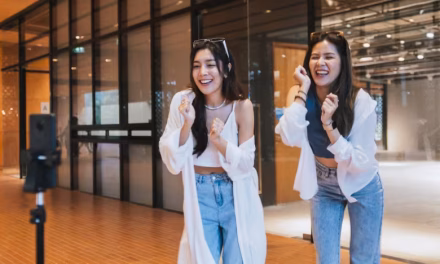 Velocity TikTok: Tren Baru Membuat Video Lebih Dinamis & Viral