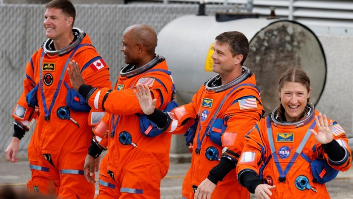 Astronaut Artemis 2 Di Bikin Bingung Saat Microsoft Outlook Error