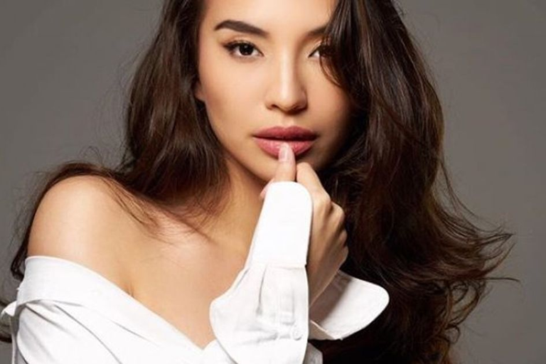 Perjalanan Baru Manohara: Dari Selebriti Ke Aktivis Satwa Liar