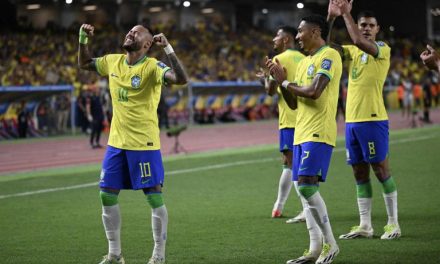 Neymar Resmi Pakai Nomor 10 Lagi, Publik Brasil Heboh