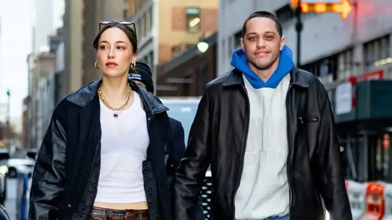 Pete Davidson Dan Elsie Hewitt Di Kabarkan Berpisah
