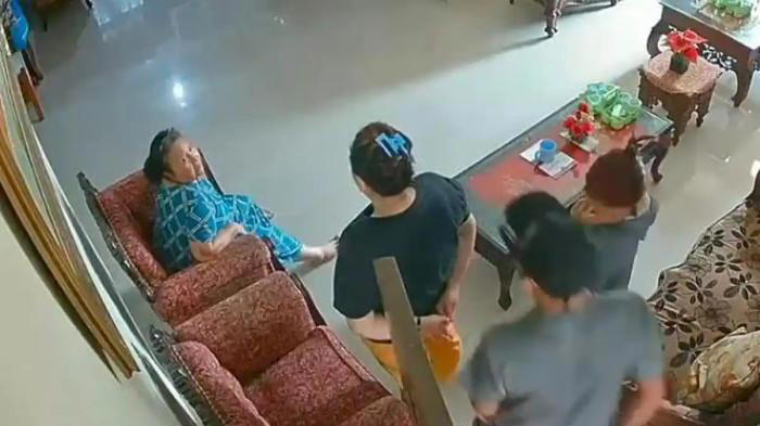 Rampok Dan Pembunuhan Nenek Dimaris Oleh Eks Menantu