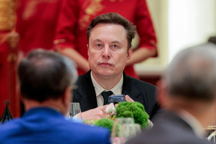 Elon Musk Cetak Sejarah, IPO SpaceX Ubah Peta Kekayaan Dunia