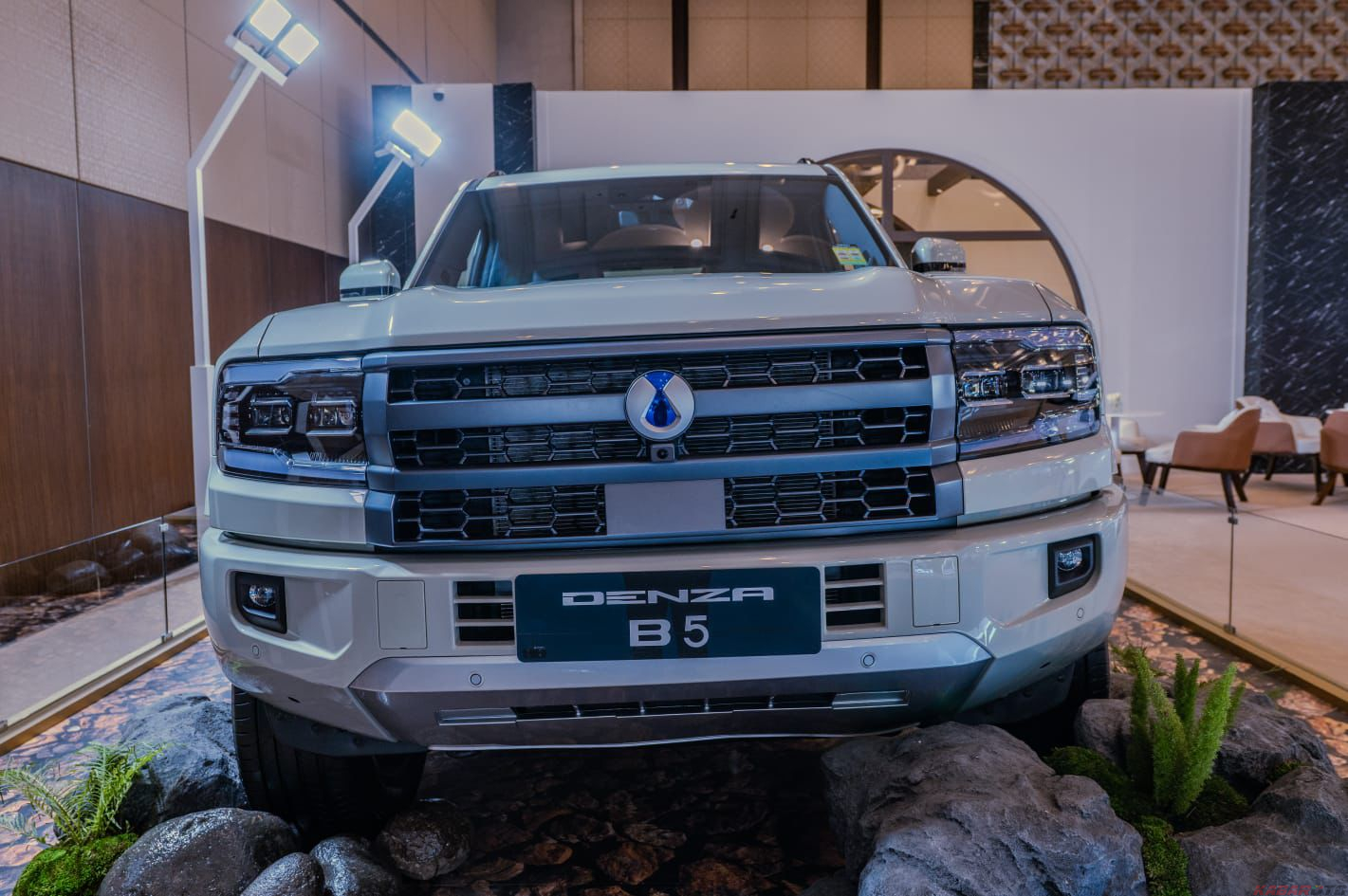 Denza B5 Siap Guncang Indonesia, SUV Hybrid Mewah