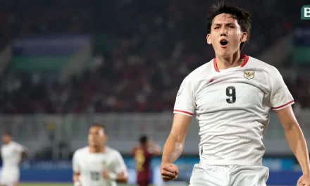 Luar Biasa! Mitchell Baker Ukir Hattrick Di ASEAN Championship