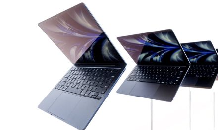 Tipis Tapi Bertenaga! Apple MacBook Air M2 Jadi Laptop Premium