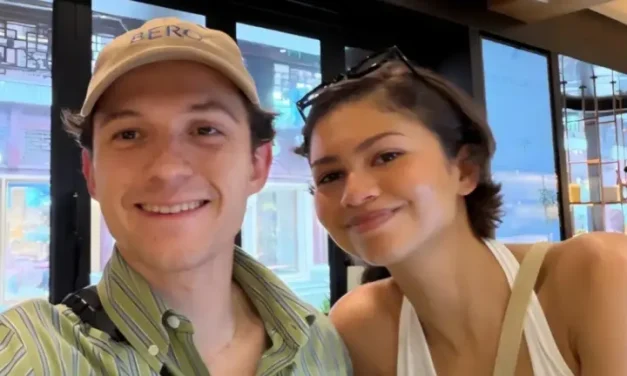Zendaya Isyaratkan Sudah Menikah Dengan Tom Holland