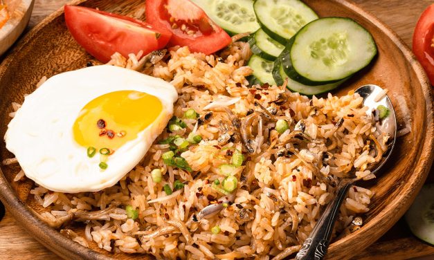 Kuliner Nusantara! Nasi Goreng Kampung Sederhana Kaya Rasa
